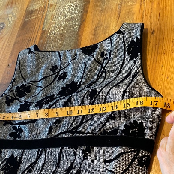 Wool silk blend midi dress with floral velvet burnout black gray sleeveless - Picture 12 of 15